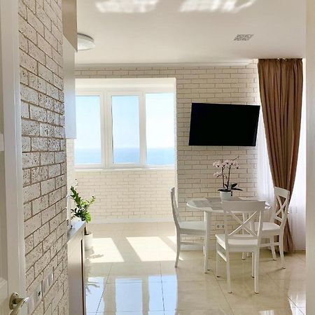 New Appartment In Yuzhny Yuzhne Exterior foto
