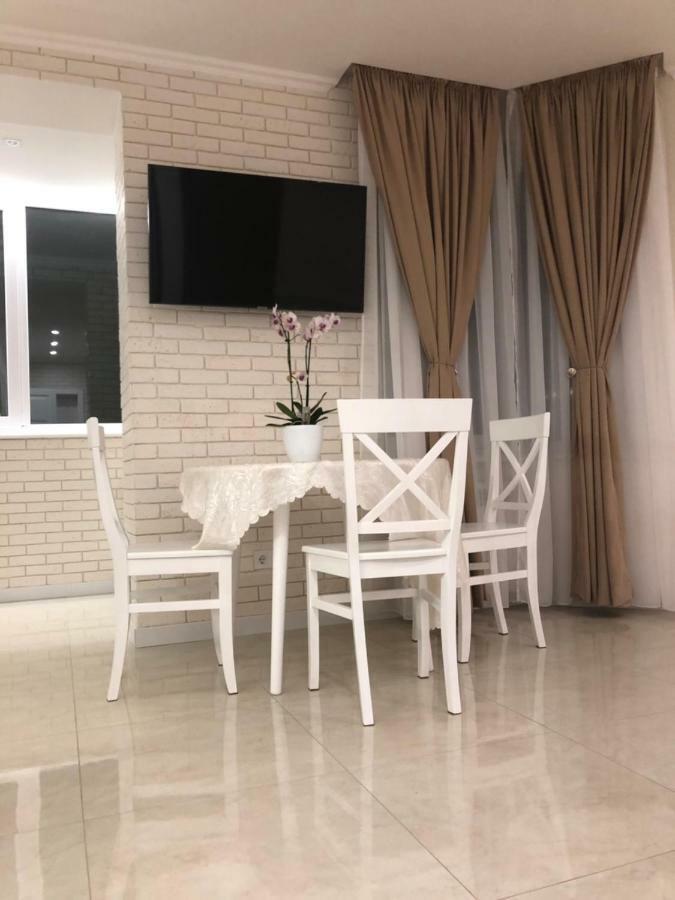 New Appartment In Yuzhny Yuzhne Exterior foto