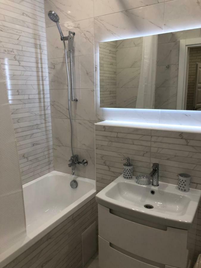 New Appartment In Yuzhny Yuzhne Exterior foto